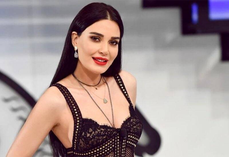 سيرين عبد النور لأحد أعضاء طالبان: 