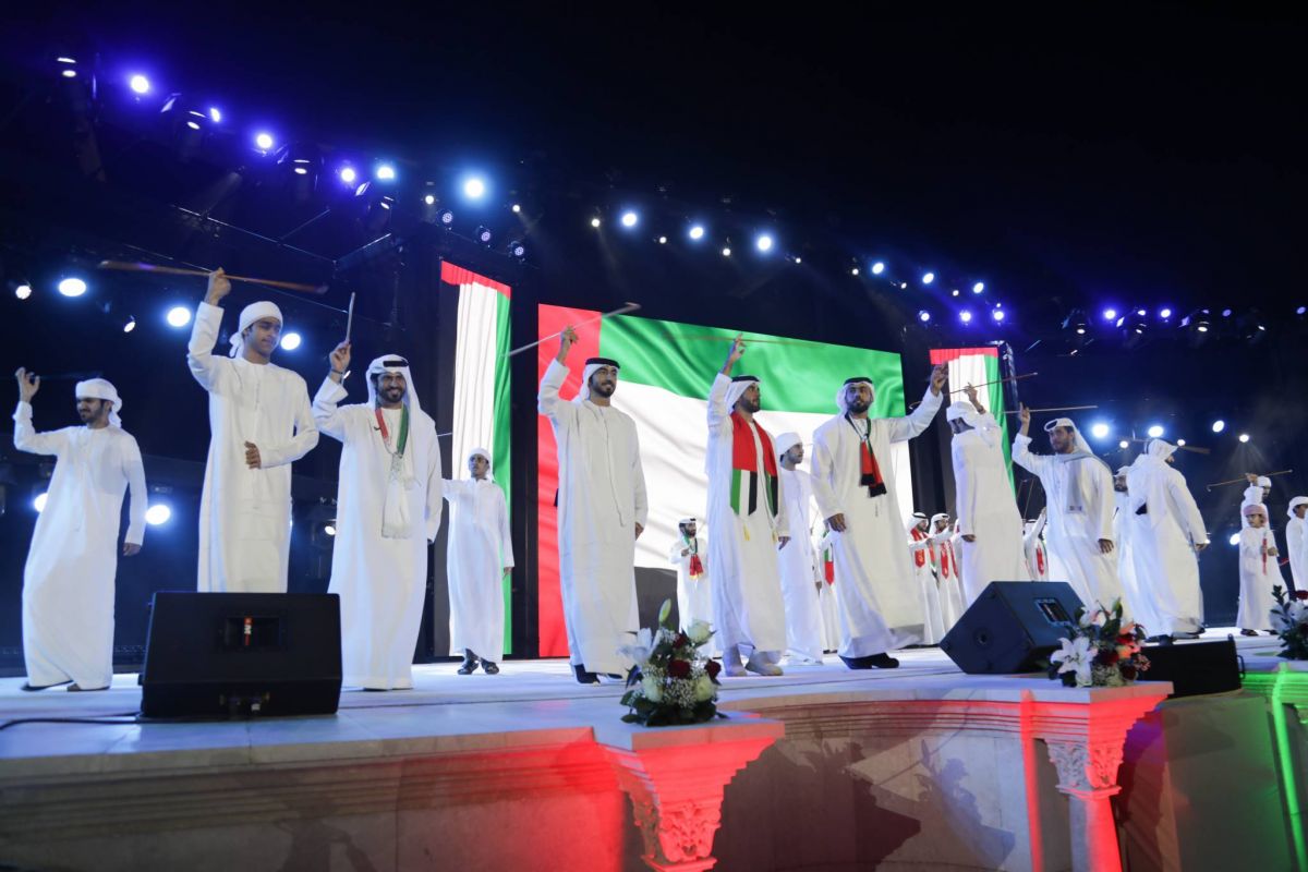 مشاركات عربية وخليجية لافتة باحتفالات الشارقة في عيد الاتحاد 51  وغناء عيضة المنهالي وديانا حداد
