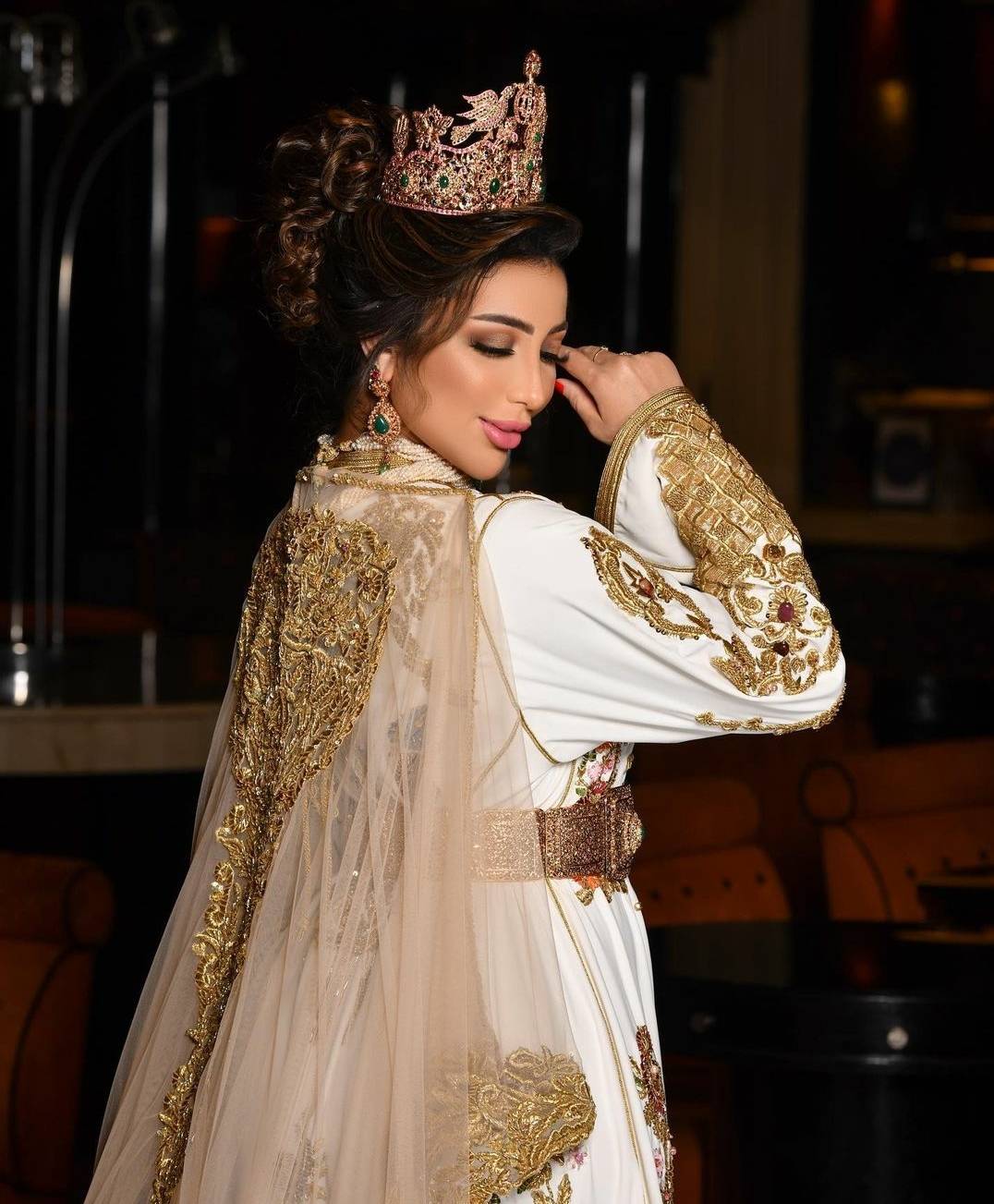 بالفيديو - تغيير لافت في وجه دنيا بطمة بعد التجميل