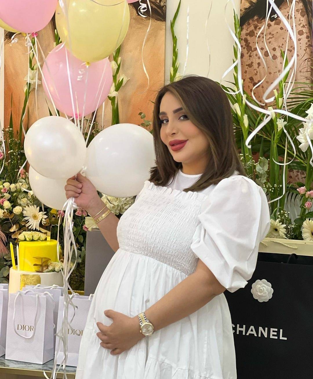 شيماء علي تنشر الصور الأولى مع ابنتها وتشكر هؤلاء