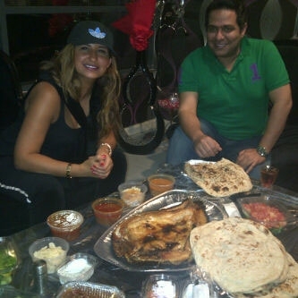 'المسكوف' يجمع حاتم العراقي وابنه قصي وشذا حسوّن