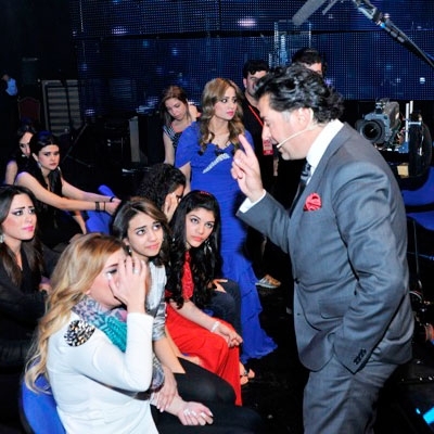 بالصور والفيديو ...