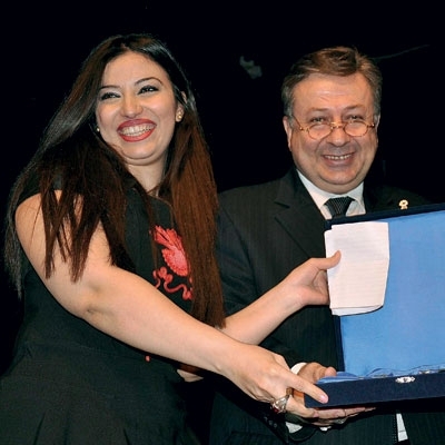 غادة رجب: أخوض تجربة إنتاج ميني ألبوم