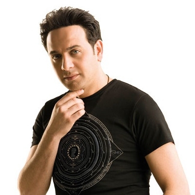 مصطفى قمر: اتهامي بطرح ألبوم ديني