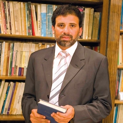 خالد يوسف: مللت من تزييف تصريحاتي...