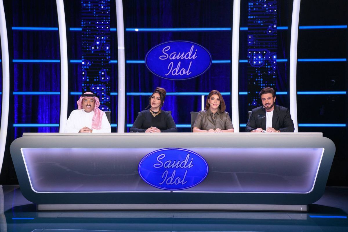 أحلام تطلق لقب 