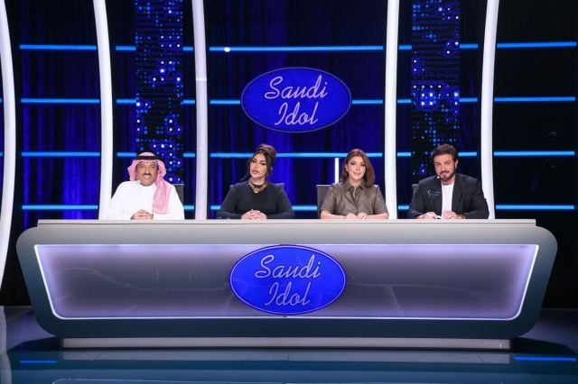 أحلام تطلق لقب 