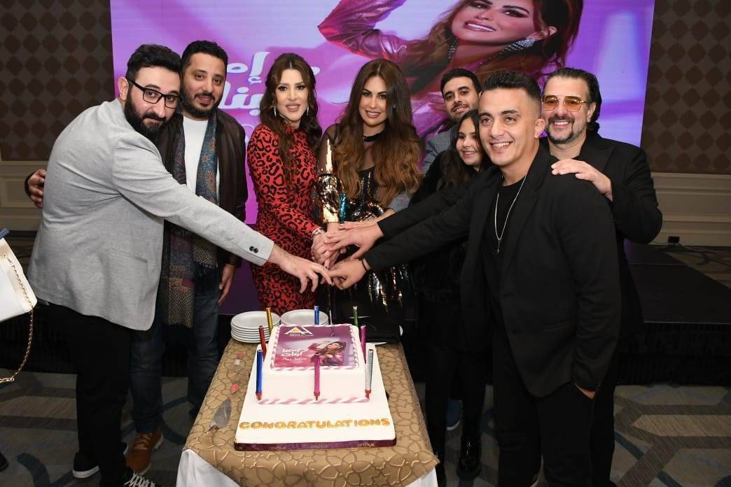 بالصور - مي سليم تحتفل بعودتها إلى الغناء بعد غياب 11 عاماً