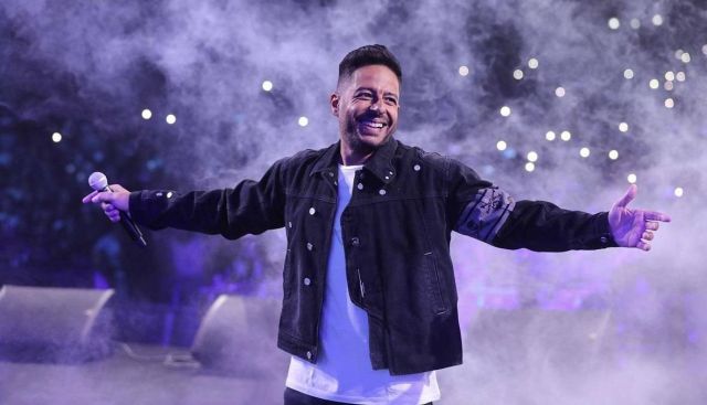 بالفيديو - محمد حماقي يكشف للمرة الأولى أسرار علاقته بوالده