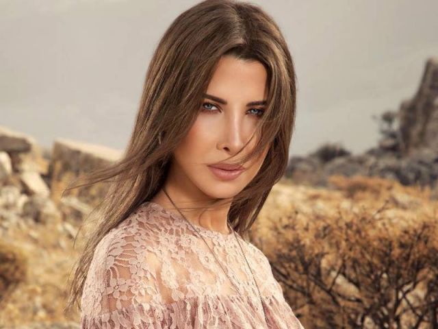 بالفيديو - ابنة نانسي عجرم معها في دبي... شاهدوا طرافتها