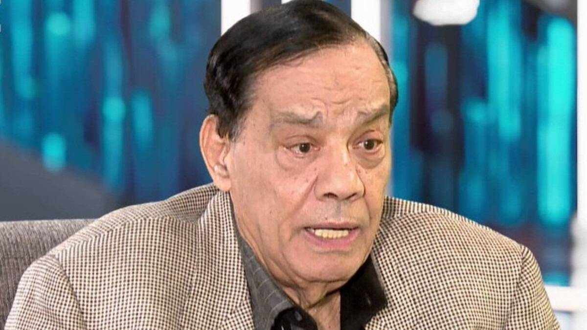 بالفيديو - حلمي بكر يعطي رأيه بعمرو دياب مجدداً وهذا ما قاله عن هاني شاكر