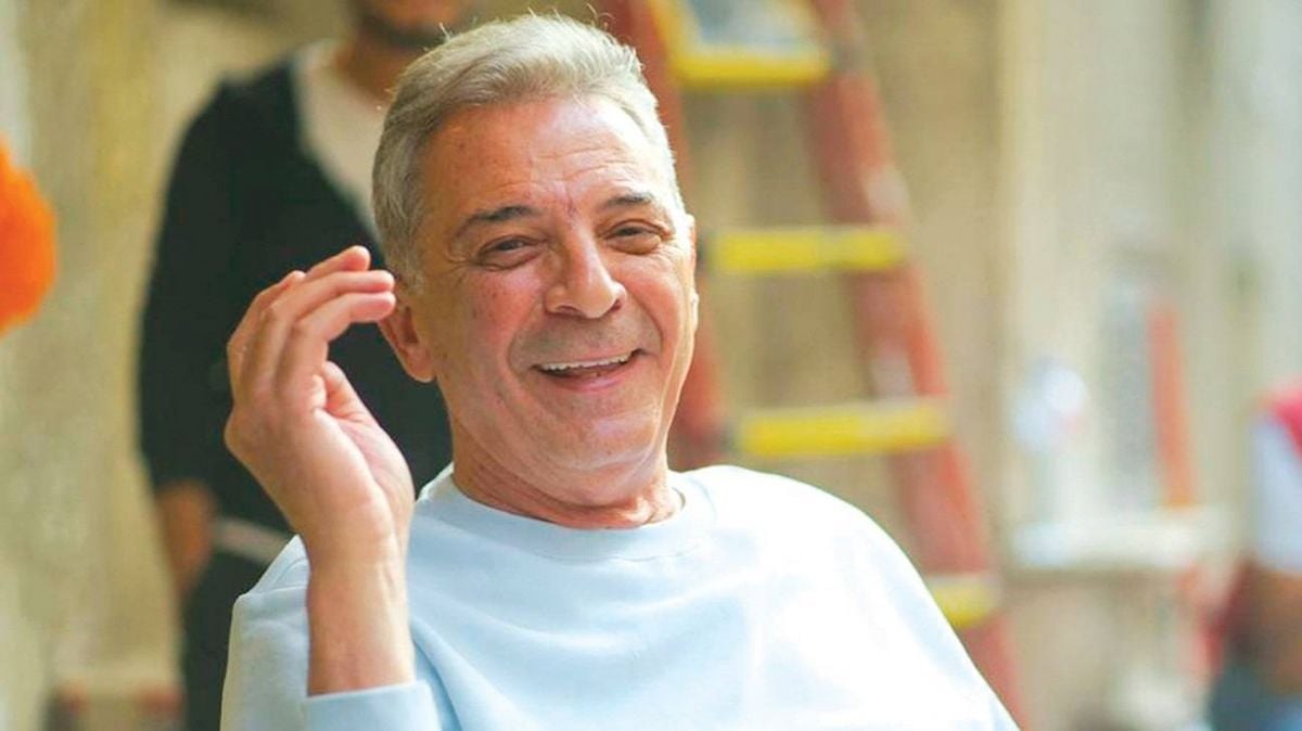 محمود حميدة يمازح جمهوره بفيديو طريف