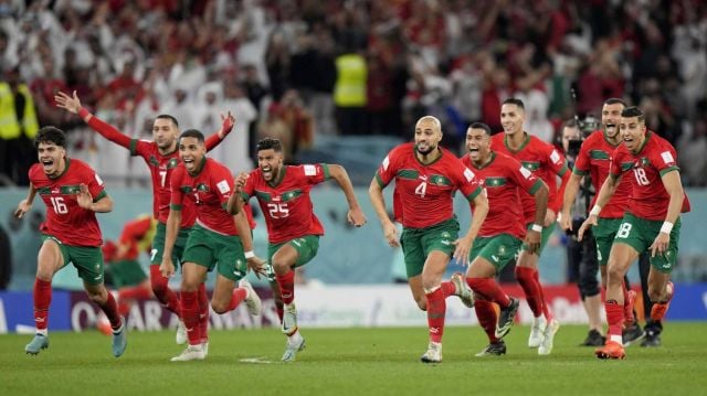 نجوم الفن يهنئون فريق المغرب بالوصول إلى دور الثمانية في كأس العالم