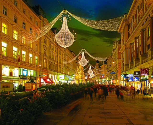 أسواق فيينا الاحتفالية لمناسبة نهاية العام