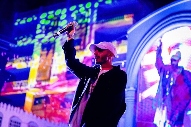 انتايتلد أثناء مشاركته في اليوم الافتتاحي لمهرجان بلد بيست