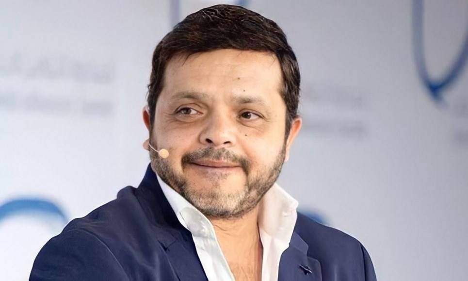 محمد هنيدي يروّج لفيلمه الجديد بطريقة مرحة