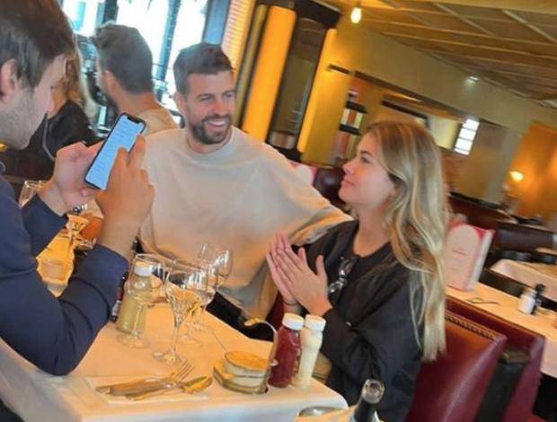 حبيبة جيرارد بيكيه تضبطه متابعاً شاكيرا... وخلاف حاد بينهما