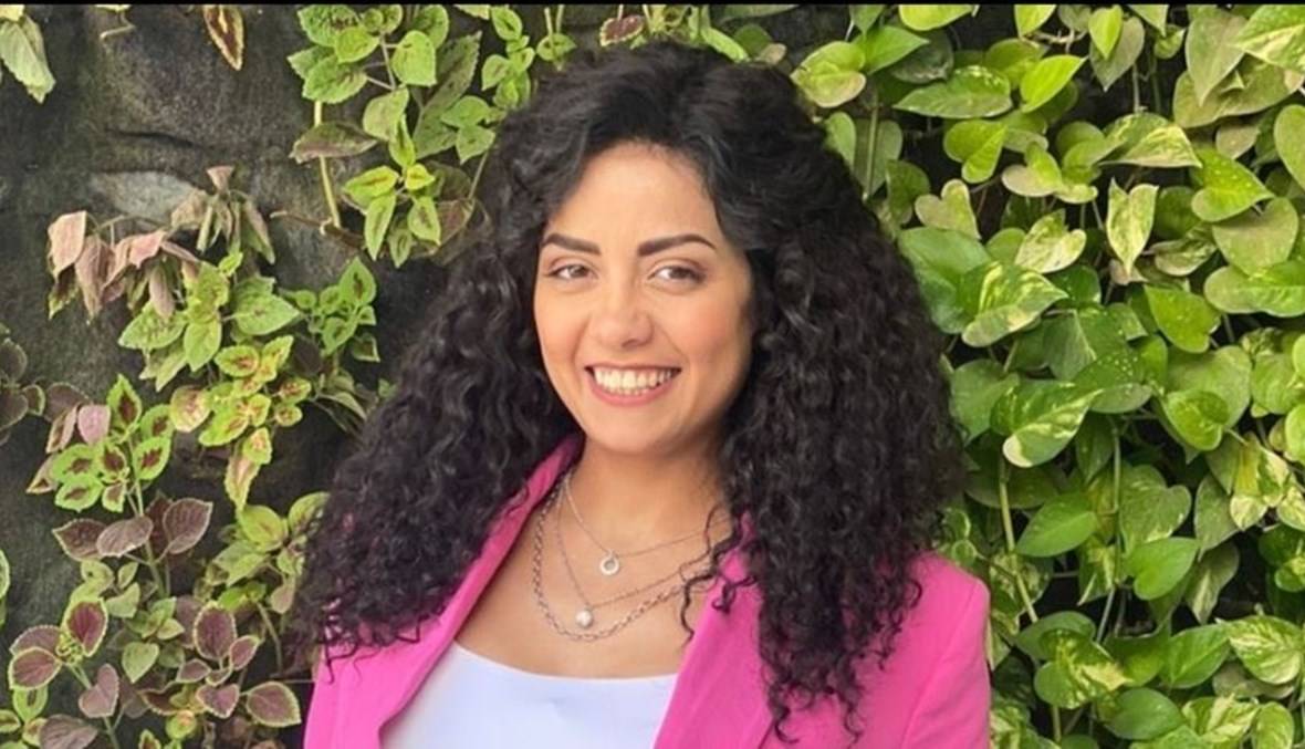 سهر الصايغ تعلن خطوبتها إلى شخص من خارج الوسط الفني