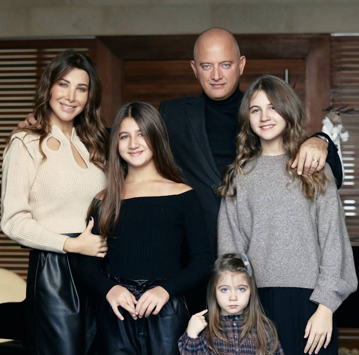 عائلة نانسي عجرم معها للمرة الأولى في فيديو كليب