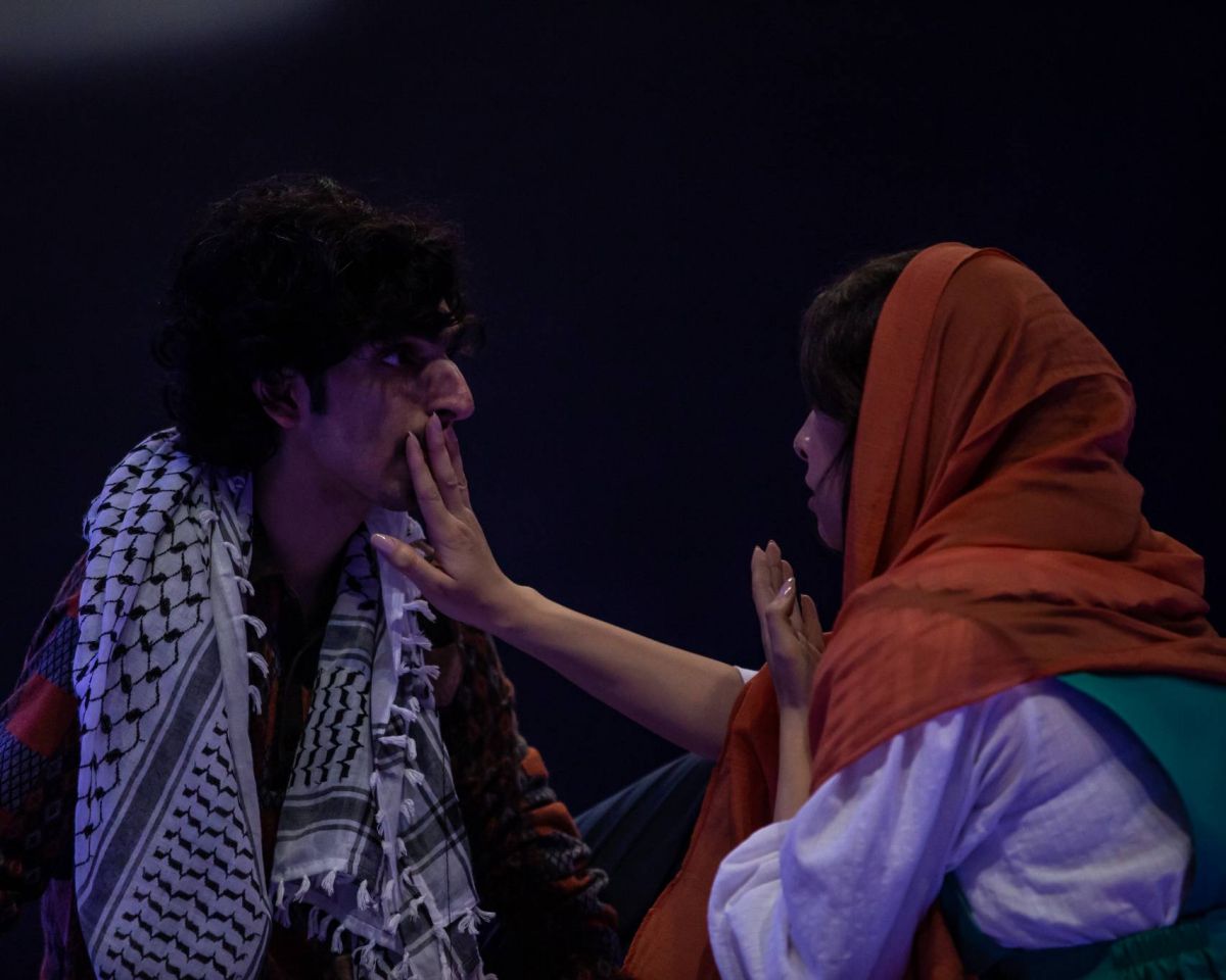 أكاديمية الشارقة للفنون الأدائية تقيم عرضاً خاصاً لمسرحية 