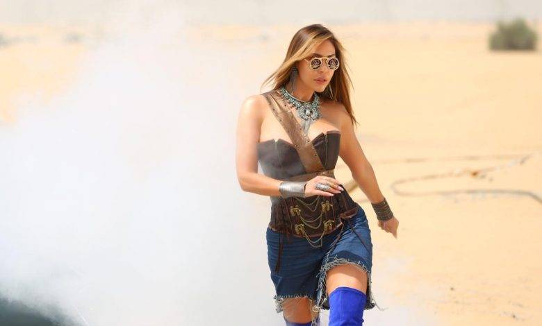 لاروسي تتألق بين الإمارات والمغرب