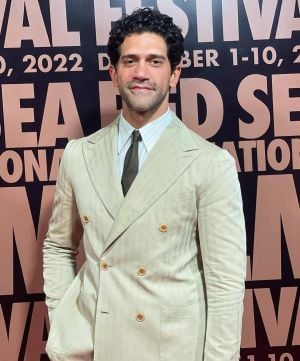 أحمد مجدي يحذّر مجدداً من انتحال شخصيته... هذا ما قاله