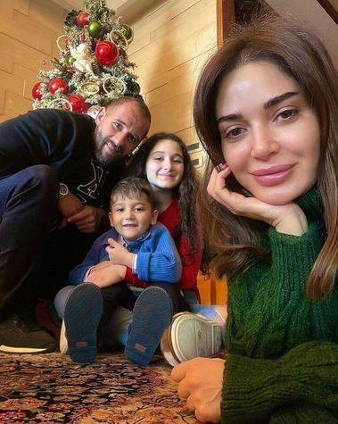 بالصور - سيرين عبد النور بإطلالة ساحرة بالأبيض وتحتفل مع عائلتها بعفوية