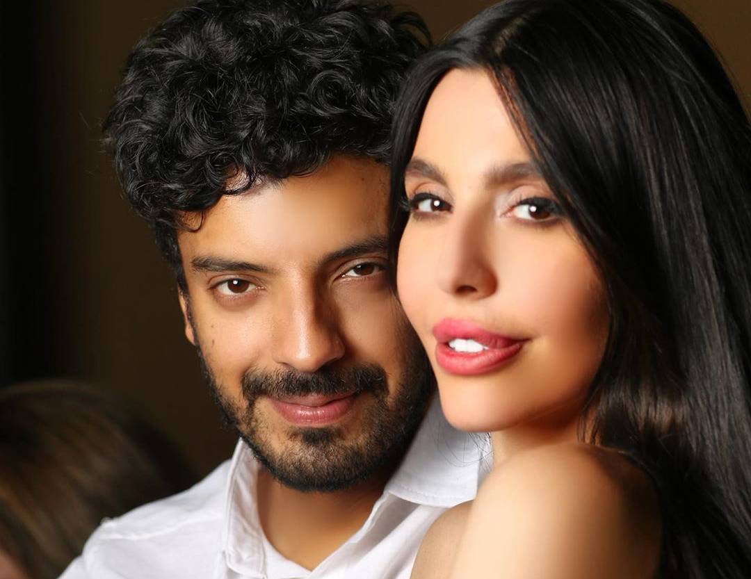 بالفيديو - ليلى اسكندر وزوجها يثيران الشكوك حول عودتهما إلى بعض