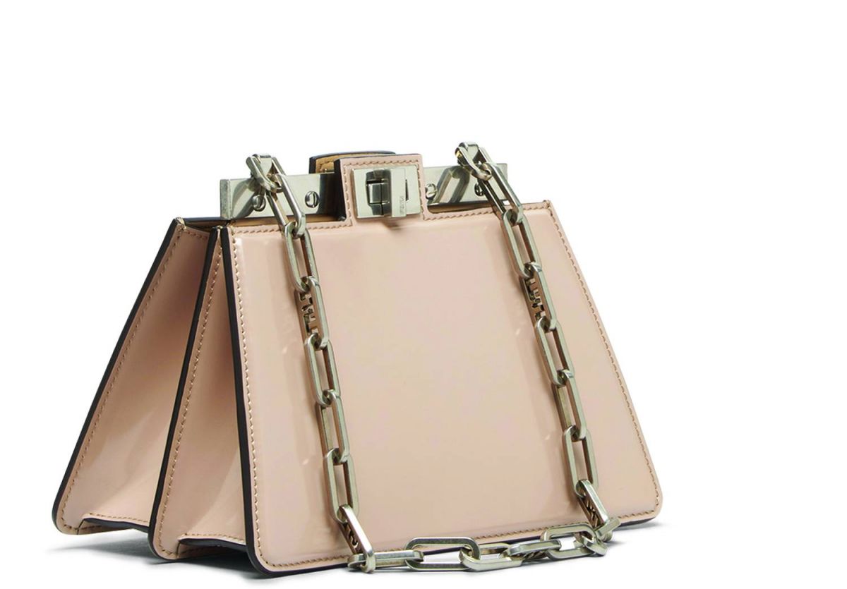 حقيبة Peekaboo Cut من Fendi