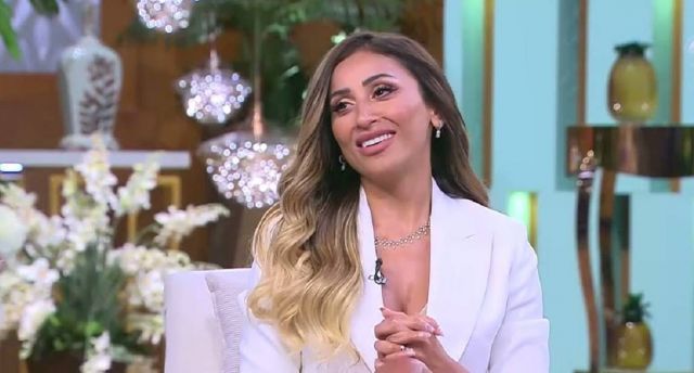 دينا الشربيني