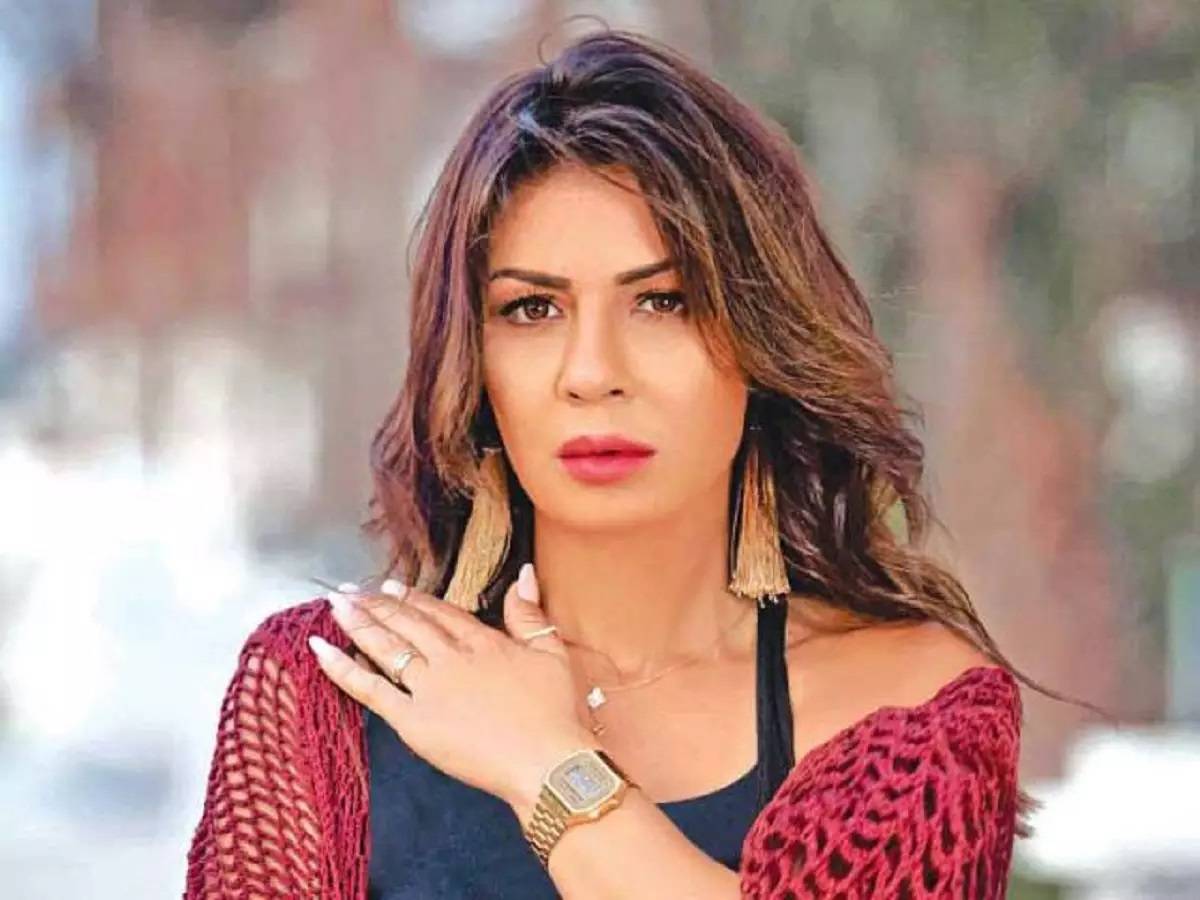 بالفيديو - نجلاء بدر تهاجم رضوى الشربيني وياسمين عز: 