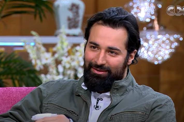 أزمة بين أحمد حاتم وأحمد صلاح حسني بسبب تغريدة مزيفة