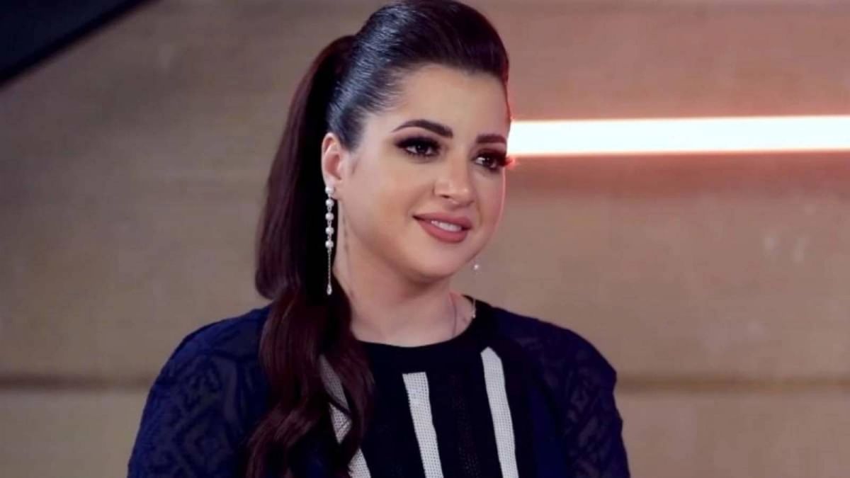 منى فاروق بعد إجراء جراحة عاجلة في عينها: 