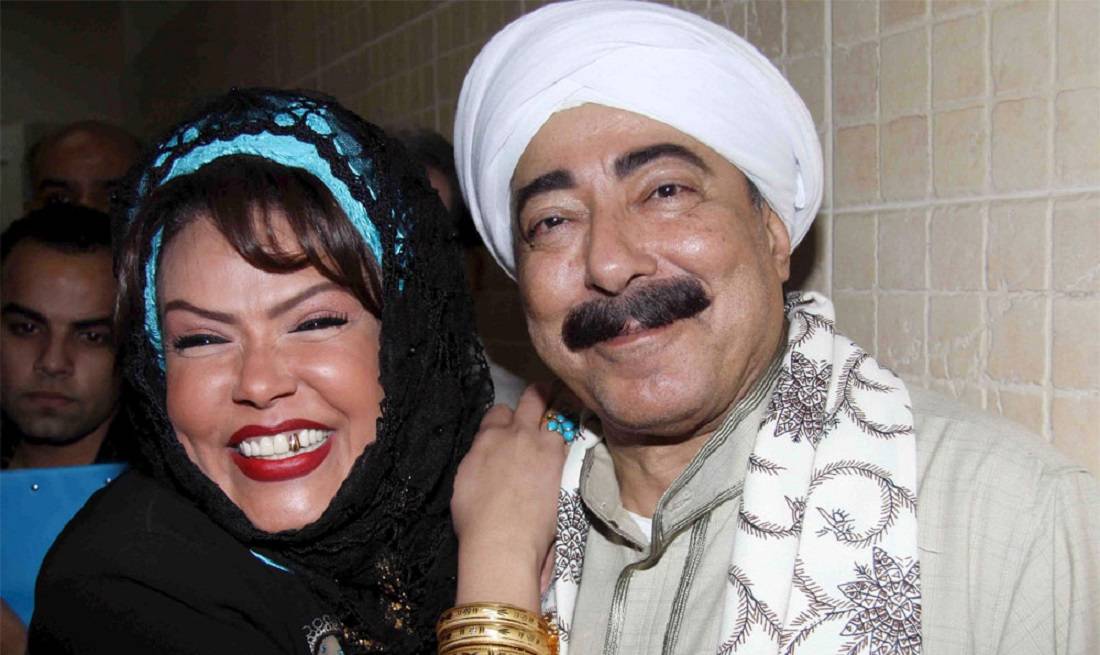 لوسي تهاجم بقوة مروّجي شائعات وفاة الفنانين