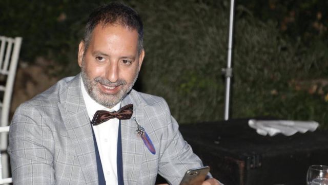 بعد عرض هويته اللبنانية للبيع... هذا ما قاله أمير يزبك عن مشروعه في الجبل!؟