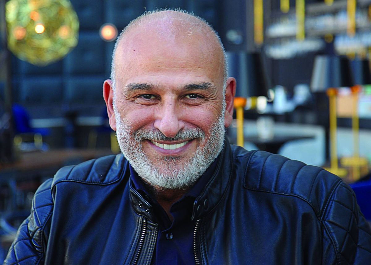 يشارك في السباق الرمضاني المقبل بمسلسل «عملة نادرة» مع نيللي كريم
جمال سليمان: السوشال ميديا أصبحت مكاناً لنشر الكراهية والانحطاط في المجتمع