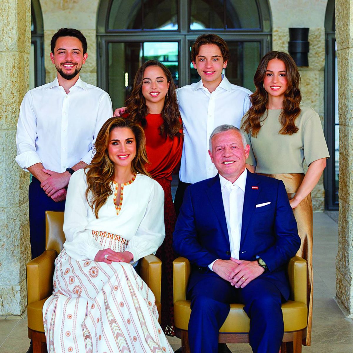 الصورة الرسمية للعائلة الهاشمية للعام 2023