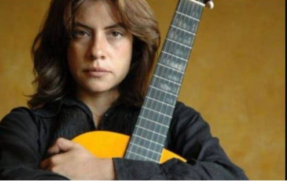 وفاة مطربة مصرية بعد صراعها مع السرطان