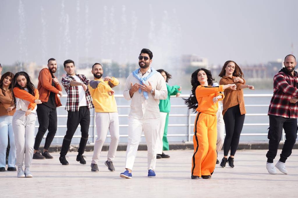 محمود التركي يعرض 