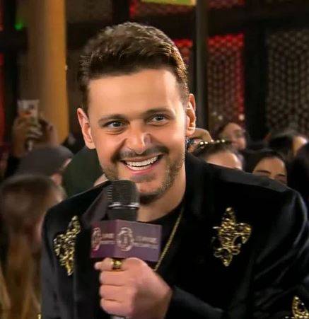 بالفيديو - رامز جلال يصدم الجميع بحركاته الطريفة مع النجوم في حفل Joy Awards