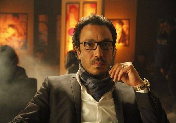 الموت يفجع الفنان طارق لطفي بأعز الناس