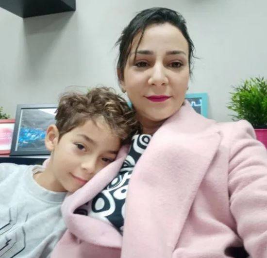 جميلة الهوني تنتظر قرار المحكمة بشأن إسقاط ولاية الأب عن إبنها