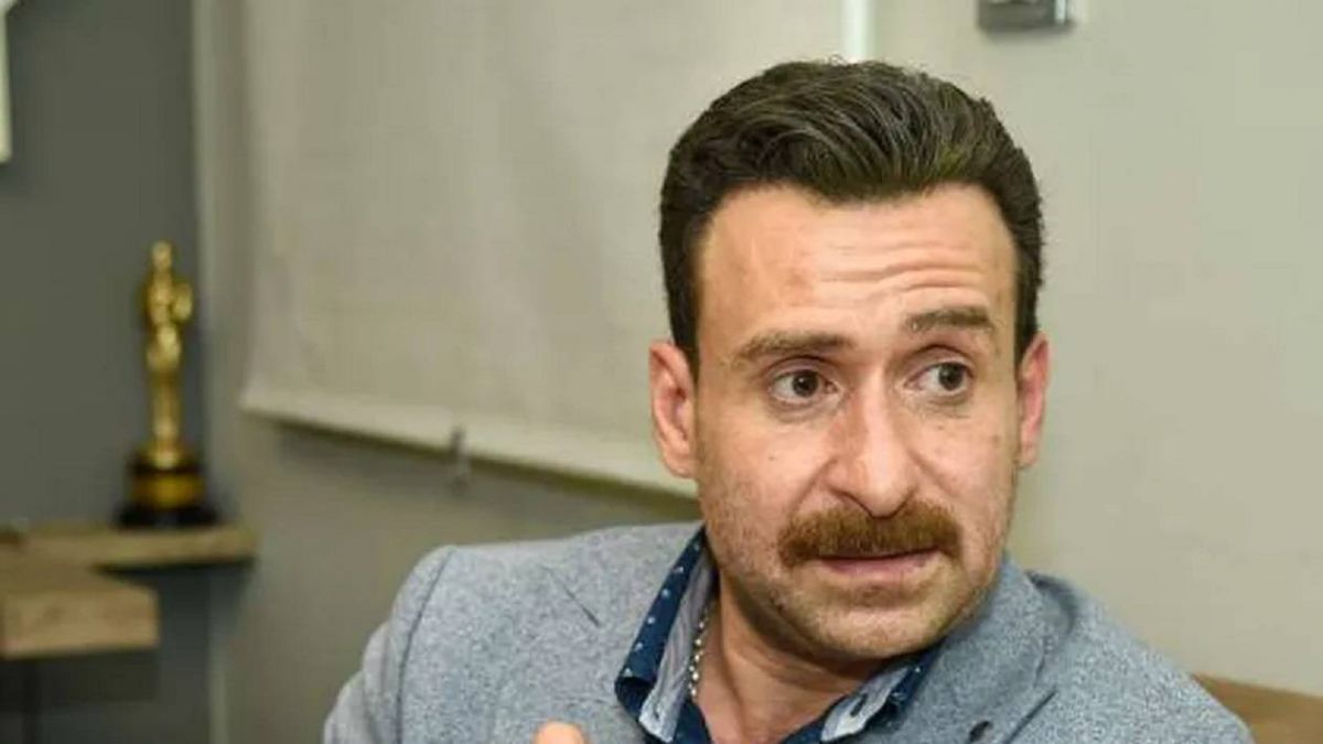 نضال الشافعي يفجر مفاجأة حول جنسيته الحقيقية