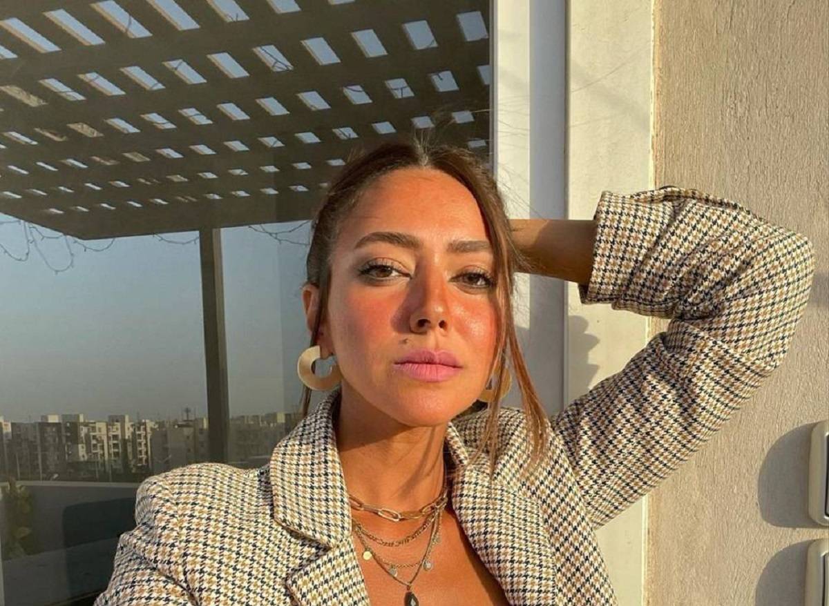بالفيديو - هند عبد الحليم تعلن موقفها من الشائعات وكيف أثّرت في مسيرتها الفنية