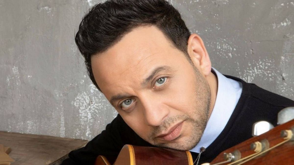 مصطفى قمر يوضح موقف ياسمين عبد العزيز من 