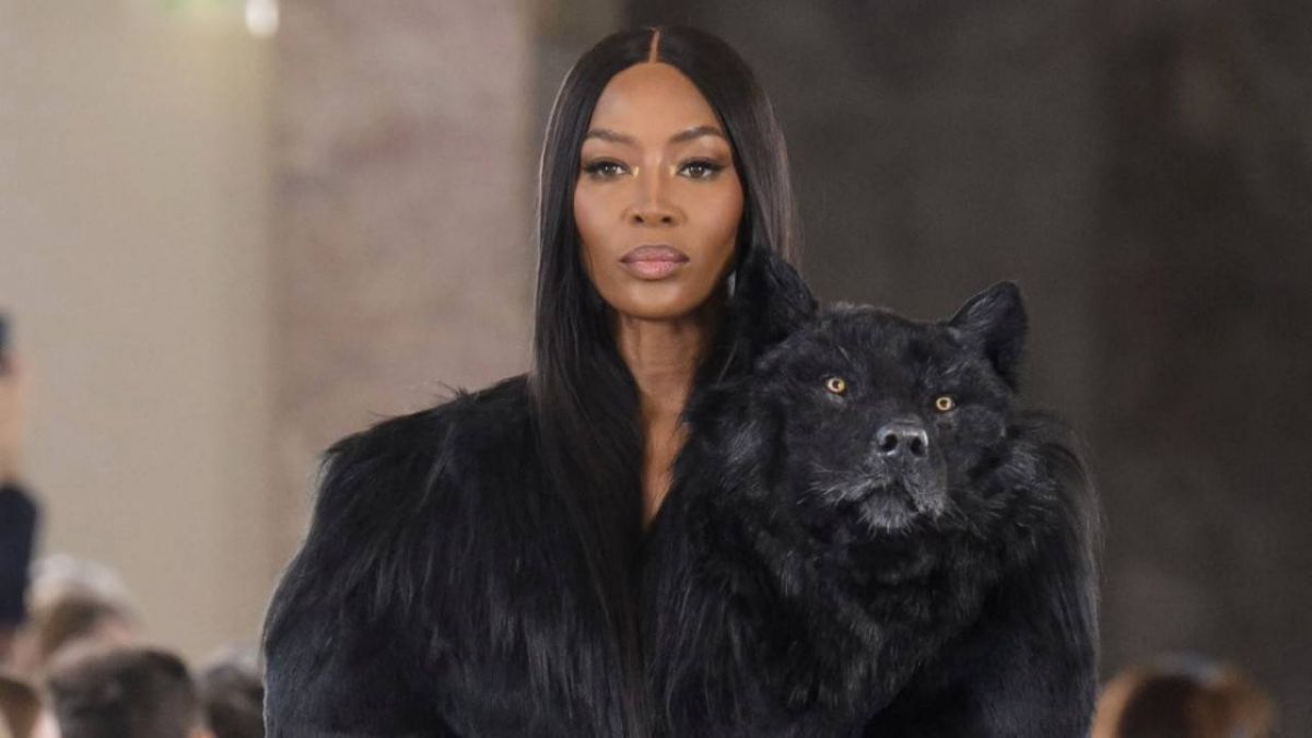 أغرب ما شهده أسبوع الموضة الباريسي لربيع وصيف ٢٠٢٣