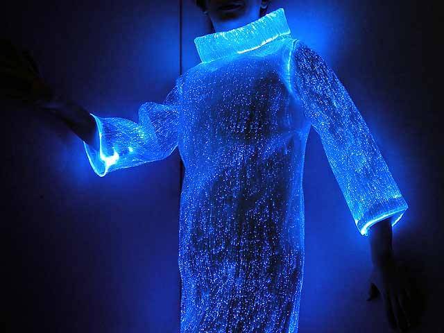 ألياف ذكية داخل الملابس لاستشعار الإصابة بأمراض محتملة!