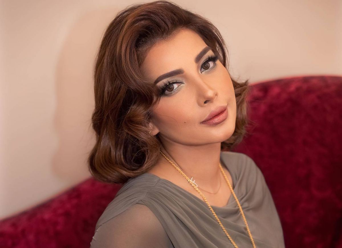 أصالة تردّ بقوة وتُحرج متابعاً طالبها بدعم المتضررين من الزلزال!