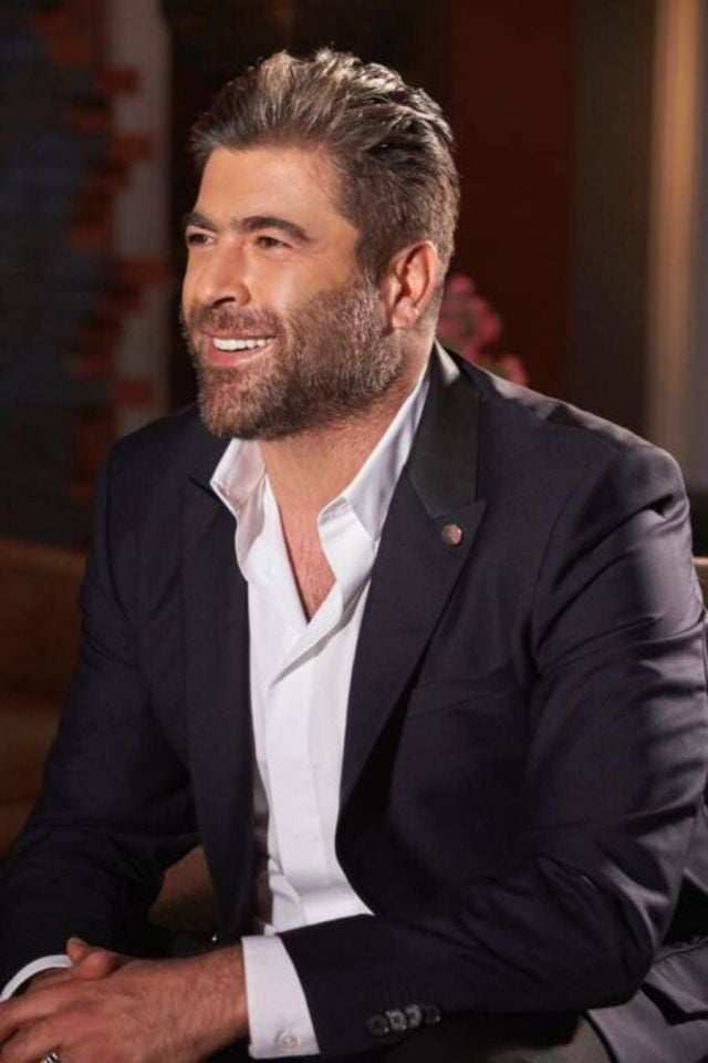وائل كفوري يعود إلى حبّه الأول بعد فراق 20 عاماً ويحضّر لزواجه في قبرص! وائل كفوري يعود إلى حبّه الأول بعد فراق 20 عاماً ويحضّر لزواجه في قبرص!