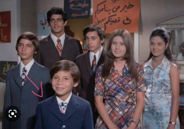 الطفل أحمد نجيب مع أبطال فيلم إمبراطورية ميم